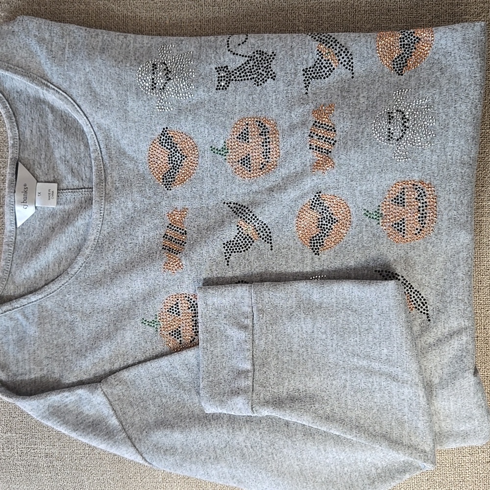 CJ Banks 1X Halloween Shirt